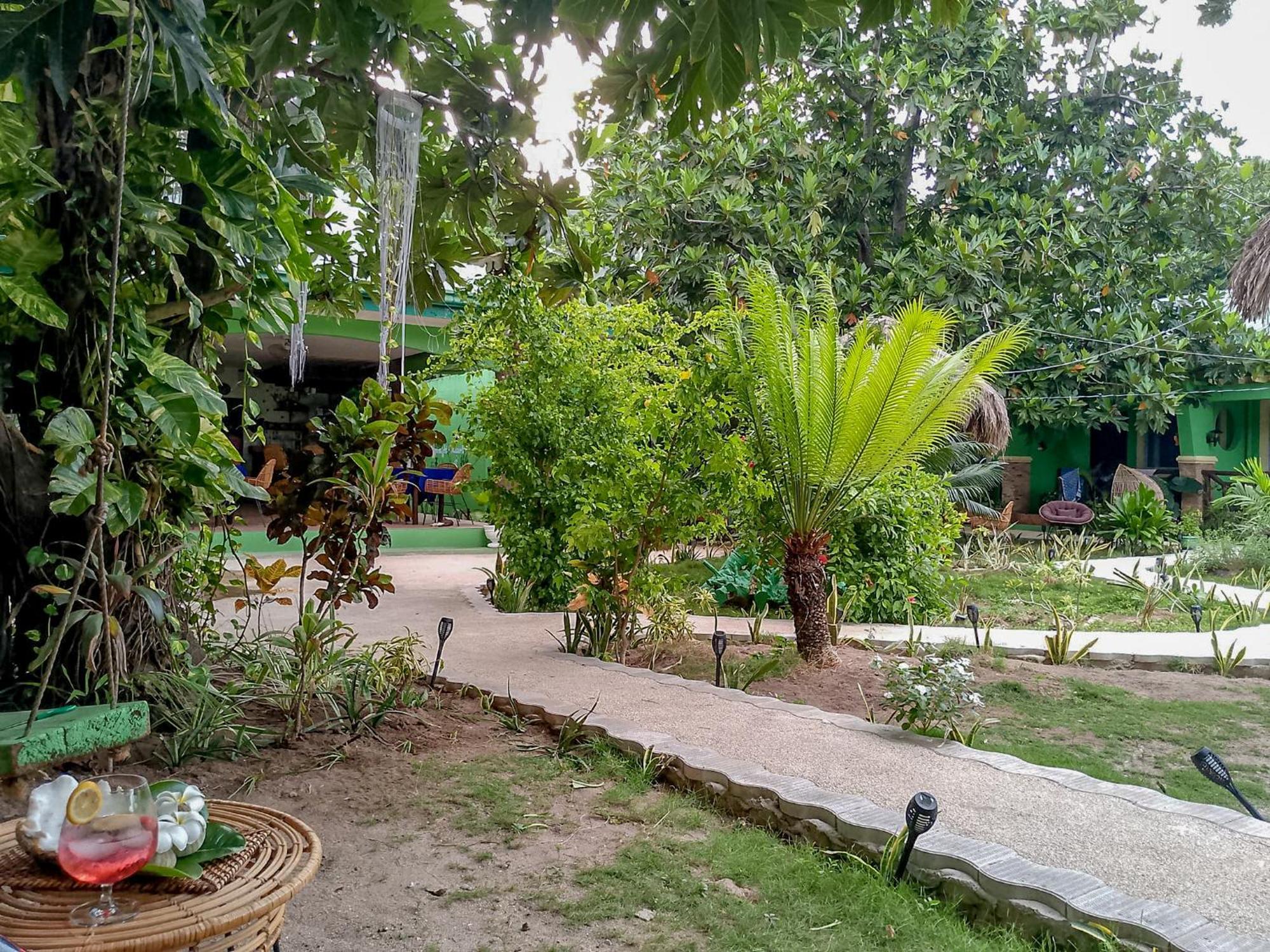 Moonlight Resort Đảo Malapascua Ngoại thất bức ảnh