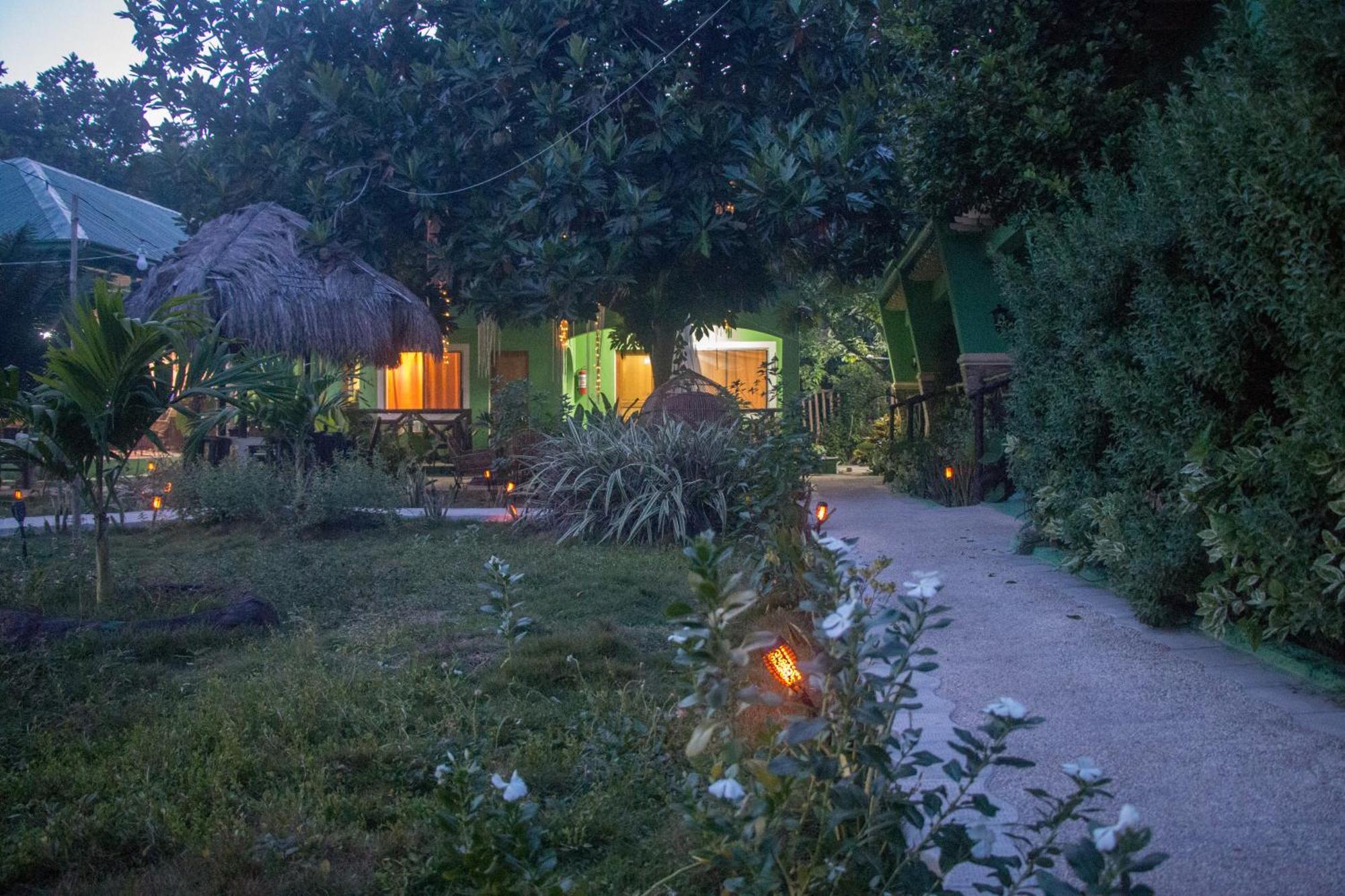 Moonlight Resort Đảo Malapascua Ngoại thất bức ảnh