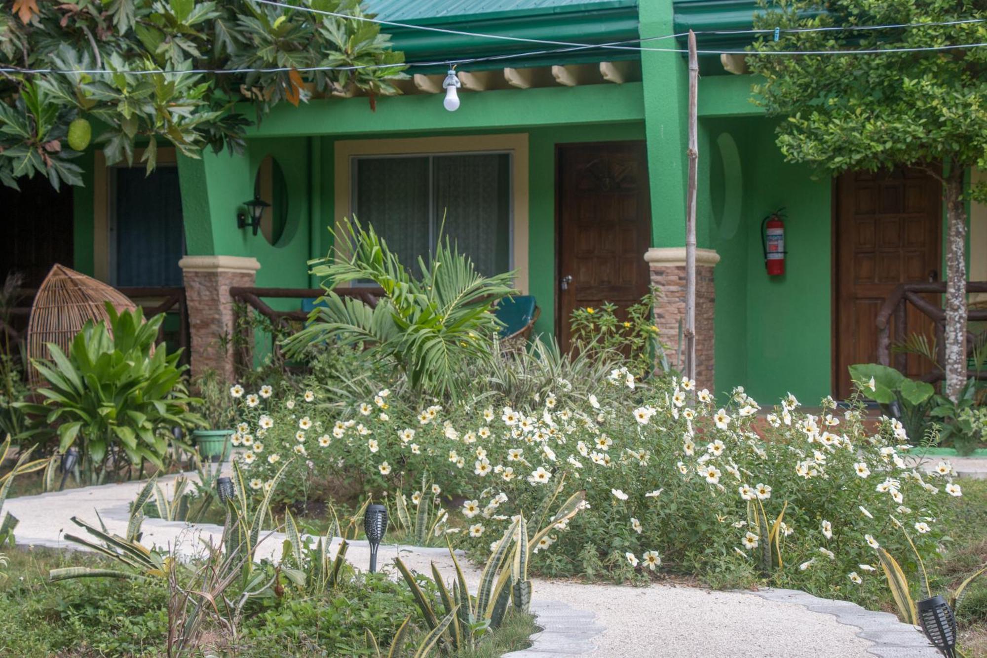 Moonlight Resort Đảo Malapascua Ngoại thất bức ảnh