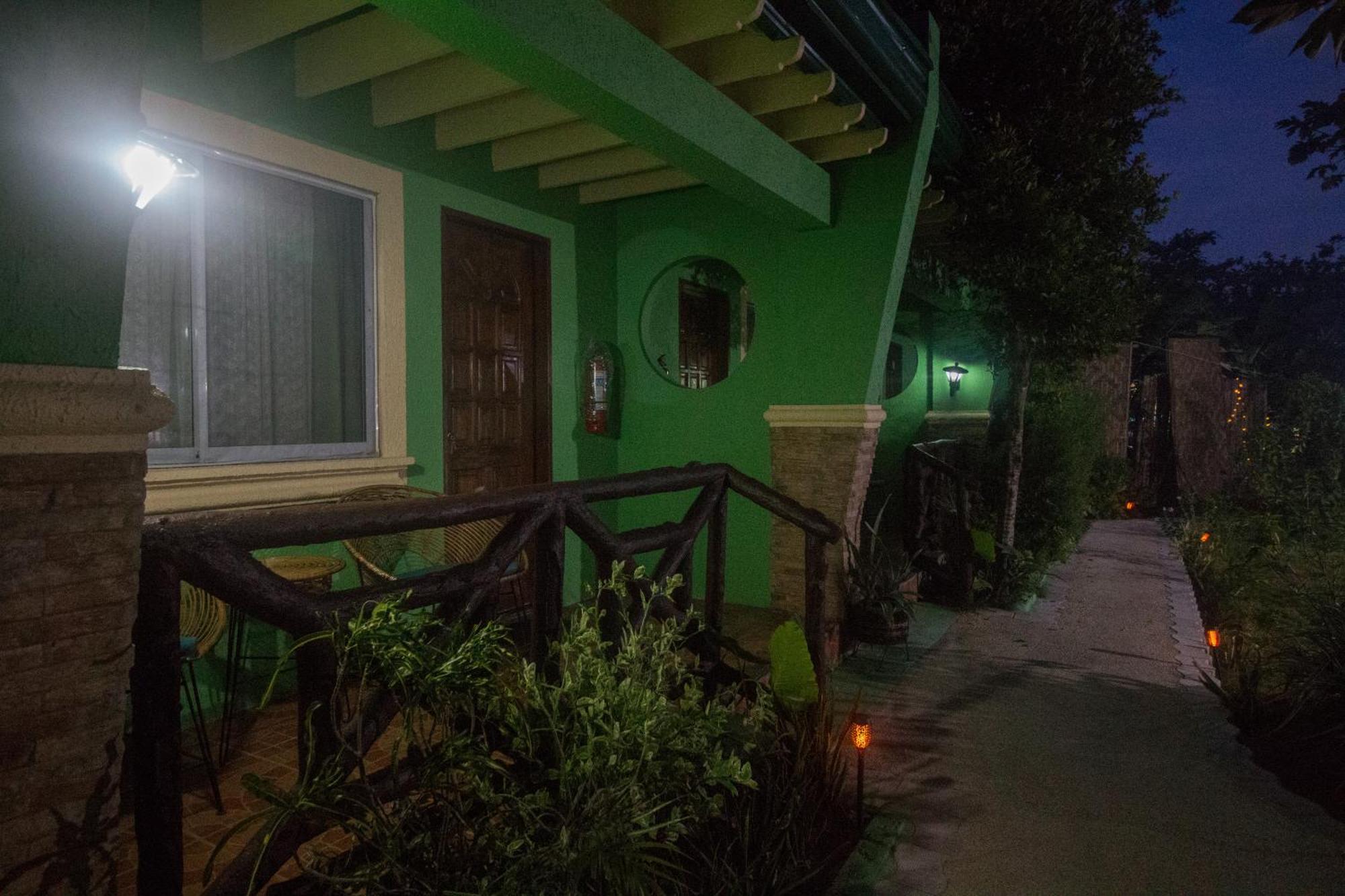 Moonlight Resort Đảo Malapascua Ngoại thất bức ảnh